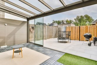 Véranda à Rouen : réglementation, permis de construire et démarches